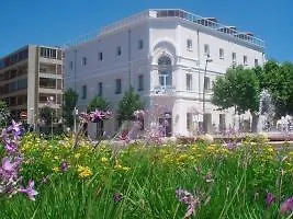 B&B Hotel Hyeres 2*,  France