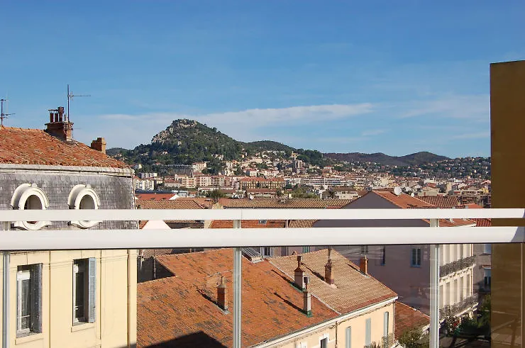 B&B Hotel Hyeres