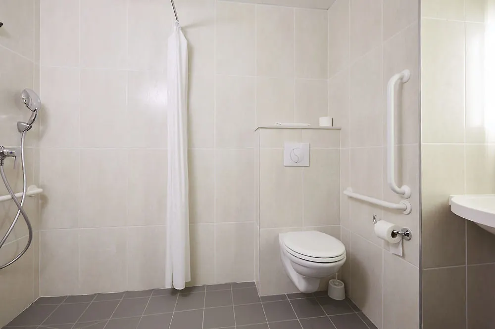 B&B Hotel Hyeres