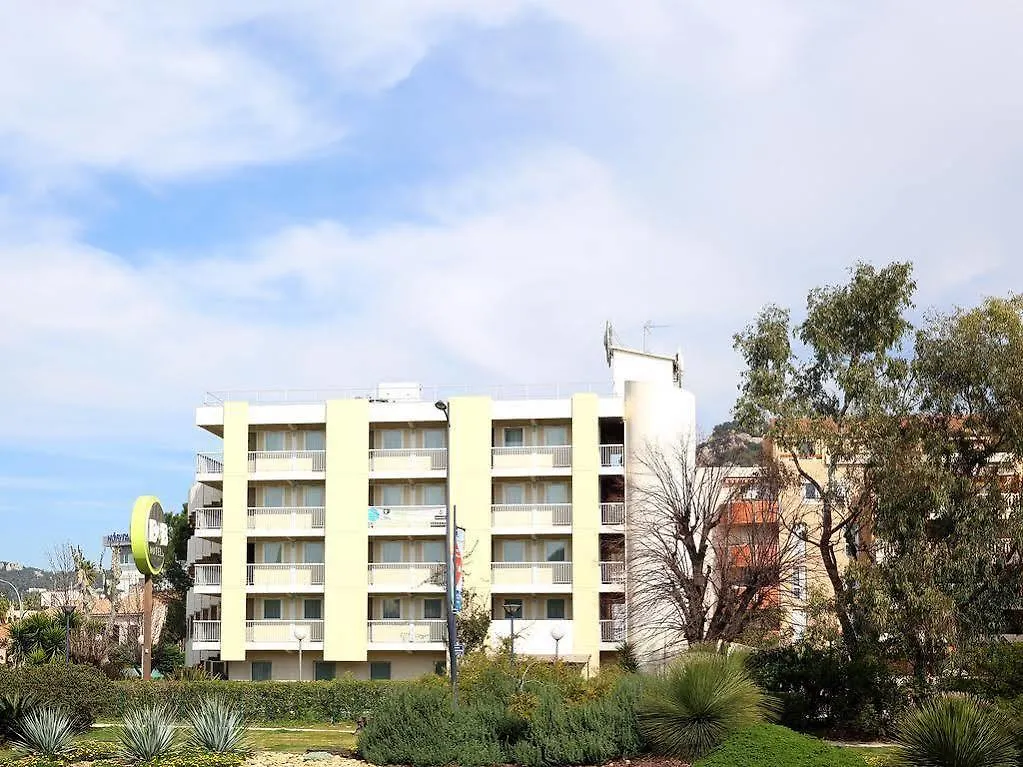 B&B Hotel Hyères 2*,  Francie